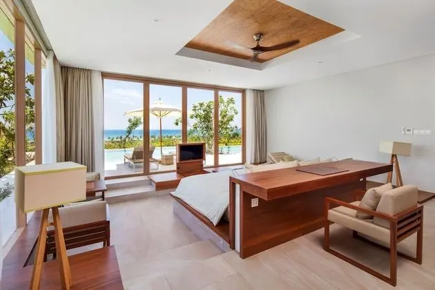 Villa, 3 Yatak Odası, Denize Sıfır