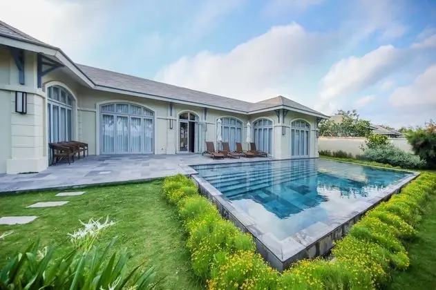 Villa, Deniz Manzaralı