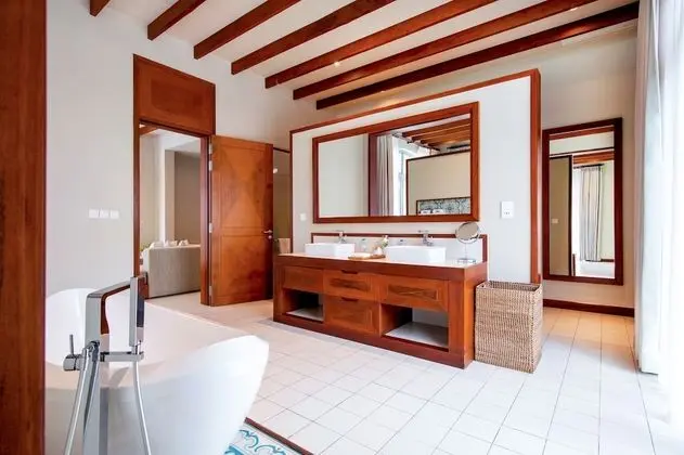 Villa, Deniz Manzaralı