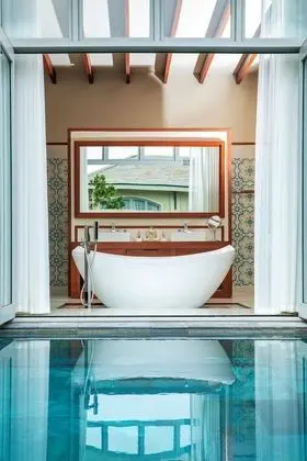 Villa, Havuz Manzaralı