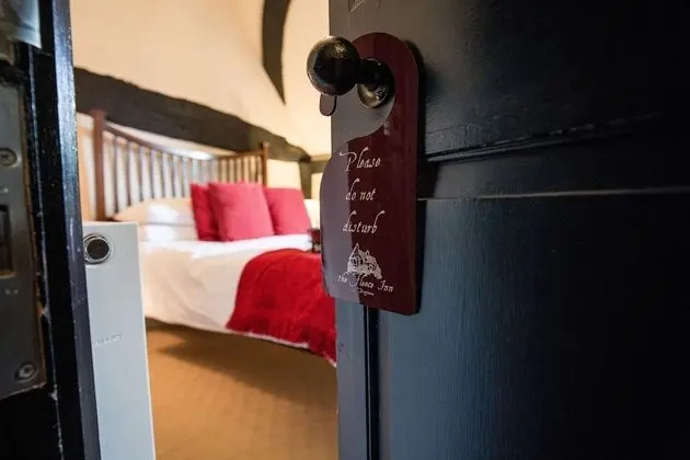 Tek Büyük Yataklı Oda, Banyolu/Duşlu