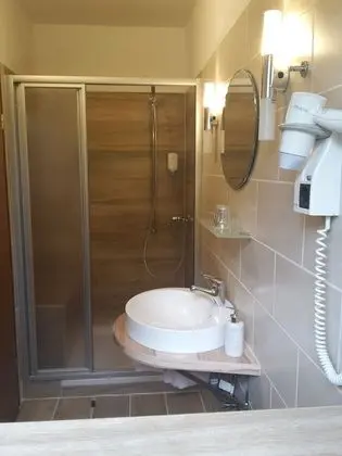 Tek Büyük Yataklı Oda, 1 Çift Kişilik Yatak