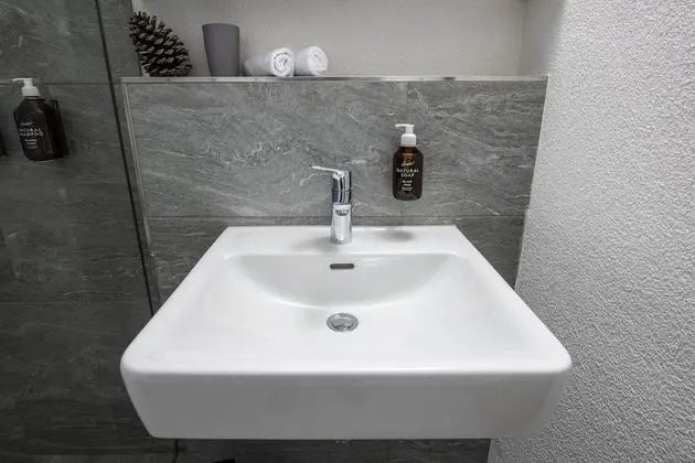 Tek Büyük Yataklı Oda, Balkon