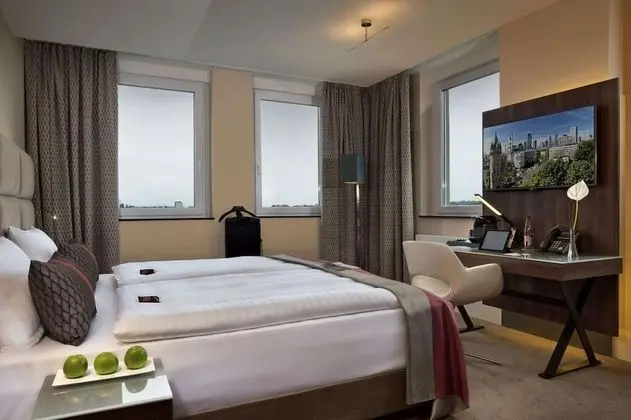 Superior Plus King Room