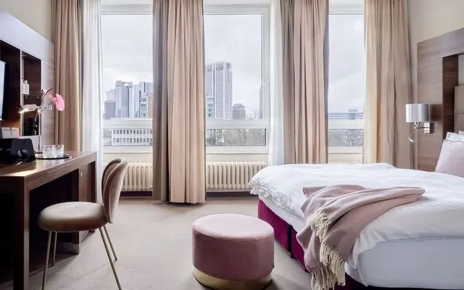 Superior Plus King Room