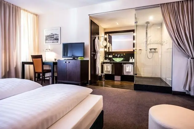 Comfort Tek Büyük Yataklı Oda