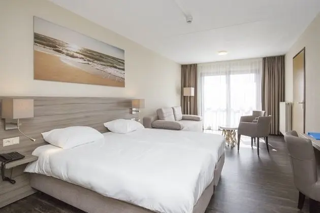 Comfort Tek Büyük Yataklı Oda, Küvet (with Dune View)