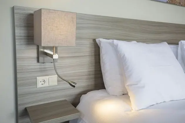 Comfort Tek Büyük Yataklı Oda, Küvet (with Dune View)