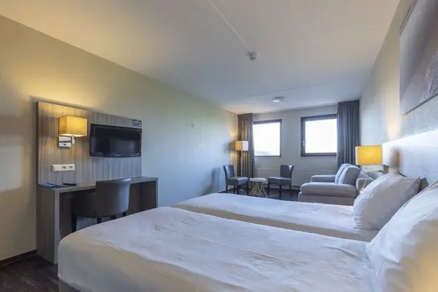 Comfort Tek Büyük Yataklı Oda, Küvet (with Dune View)