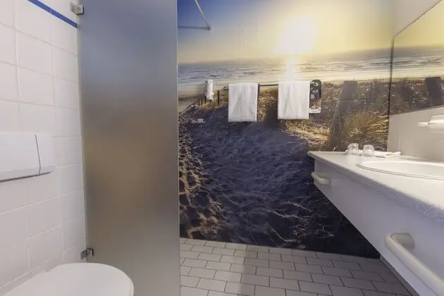 Comfort Tek Büyük Yataklı Oda (with Shower)