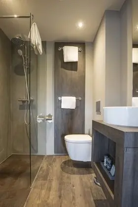 Tek Büyük Yataklı Oda, Balkon (Small)