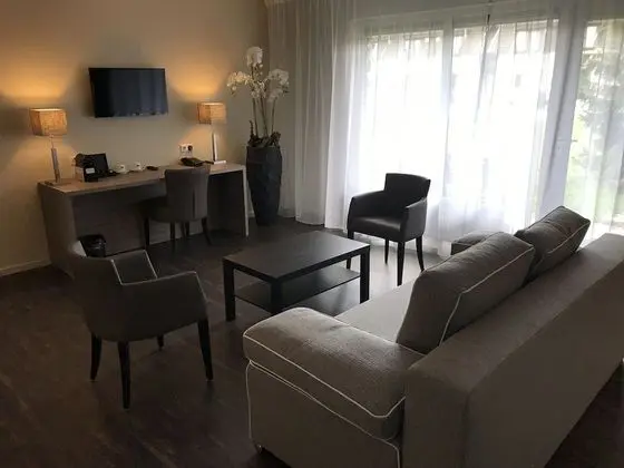 Luxury Tek Büyük Yataklı Oda