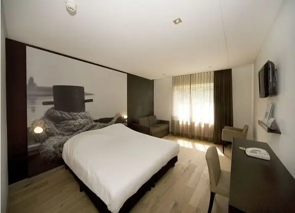 Deluxe Tek Büyük Yataklı Oda, Küvet