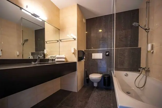 Luxury Tek Büyük Yataklı Oda, Balkon, Deniz Manzaralı