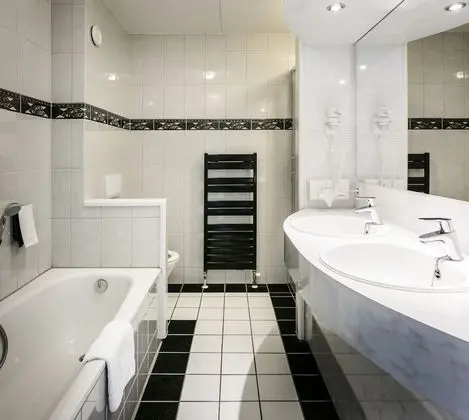 İki Ayrı Yataklı Oda, Balkon (Splitlevel)