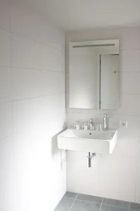 Üç Kişilik Oda