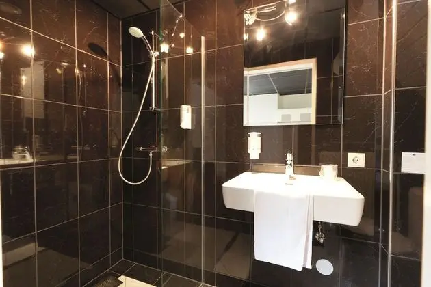 Tek Kişilik Oda (with Shower)