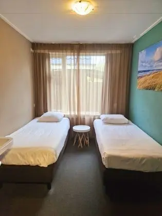 Basic Tek Büyük Yataklı Oda, 2 Tek Kişilik Yatak, Ortak Banyo