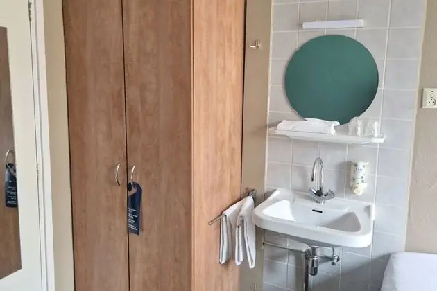Basic Tek Büyük Yataklı Oda, 2 Tek Kişilik Yatak, Ortak Banyo
