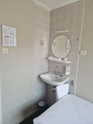 Basic Tek Büyük Yataklı Oda, 2 Tek Kişilik Yatak, Ortak Banyo