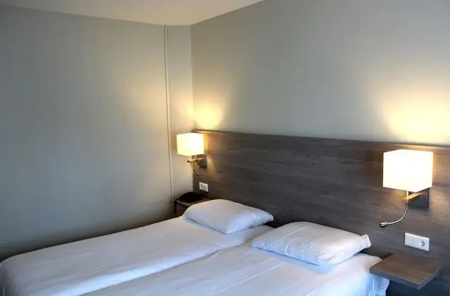 Comfort Üç Kişilik Oda (With Shower)