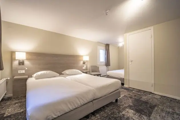 Comfort Üç Kişilik Oda (With Shower)