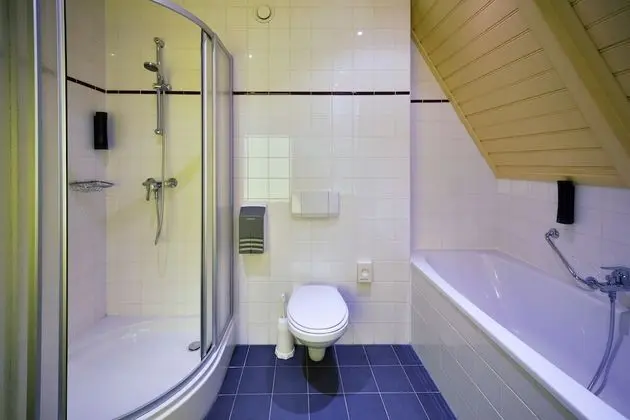 Comfort Oda (Shower)