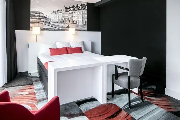 Luxury Tek Büyük Yataklı Oda