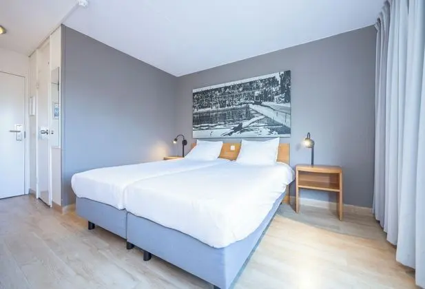 Comfort Tek Büyük Yataklı Oda