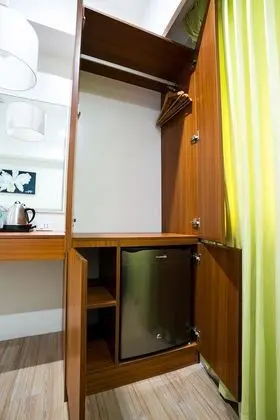 Deluxe İki Ayrı Yataklı Oda, 2 Tek Kişilik Yatak, Engellilere Uygun, Buzdolabı