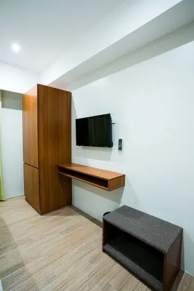 Deluxe Plus Twin Room, 2 Twin Beds, Accessible, Refrigerator