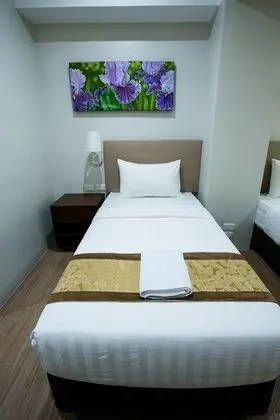 Deluxe Plus Twin Room, 2 Twin Beds, Accessible, Refrigerator