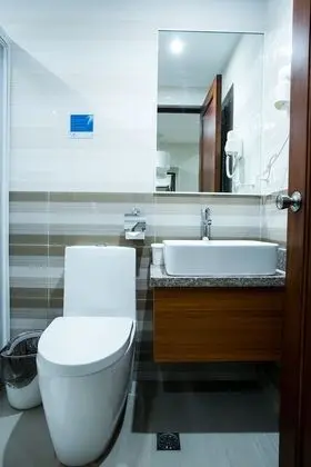 Deluxe Plus Twin Room, 2 Twin Beds, Accessible, Refrigerator