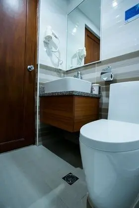 Deluxe Plus Twin Room, 2 Twin Beds, Accessible, Refrigerator