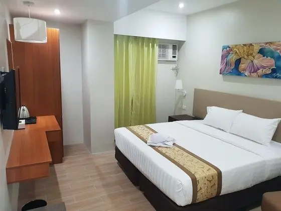 Deluxe Tek Büyük Yataklı Oda, 1 Çift Kişilik Yatak, Engellilere Uygun, Buzdolabı