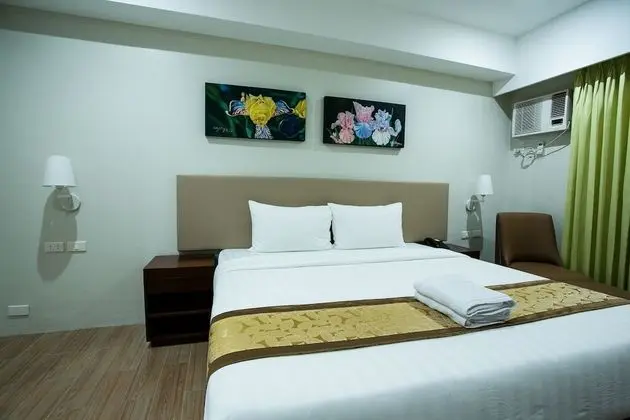Deluxe Tek Büyük Yataklı Oda, 1 Çift Kişilik Yatak, Engellilere Uygun, Buzdolabı