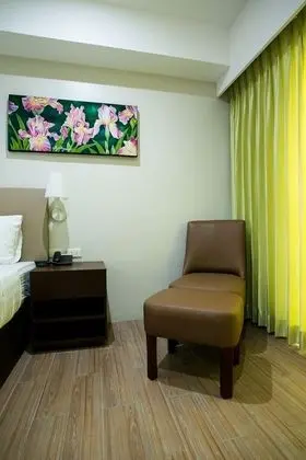Deluxe Tek Büyük Yataklı Oda, 1 Çift Kişilik Yatak, Engellilere Uygun, Buzdolabı