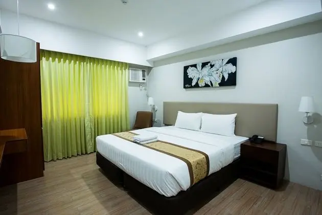 Deluxe Tek Büyük Yataklı Oda, 1 Çift Kişilik Yatak, Engellilere Uygun, Buzdolabı