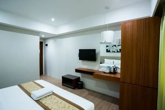 Deluxe Tek Büyük Yataklı Oda, 1 Çift Kişilik Yatak, Engellilere Uygun, Buzdolabı