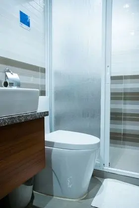 Deluxe Tek Büyük Yataklı Oda, 1 Çift Kişilik Yatak, Engellilere Uygun, Buzdolabı