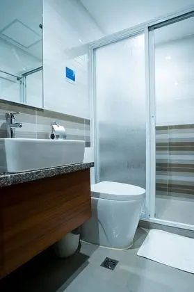 Deluxe Tek Büyük Yataklı Oda, 1 Çift Kişilik Yatak, Engellilere Uygun, Buzdolabı