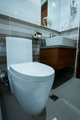Deluxe Tek Büyük Yataklı Oda, 1 Çift Kişilik Yatak, Engellilere Uygun, Buzdolabı