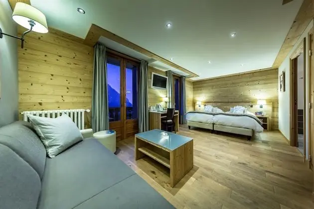 Senior Suite