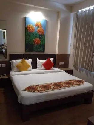 Deluxe Tek Büyük Yataklı Oda