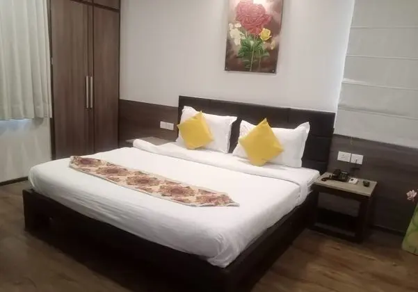 Luxury Tek Büyük Yataklı Oda