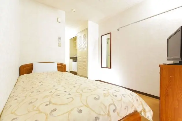 Tek Kişilik Oda, Sigara İçilebilir (Basement)
