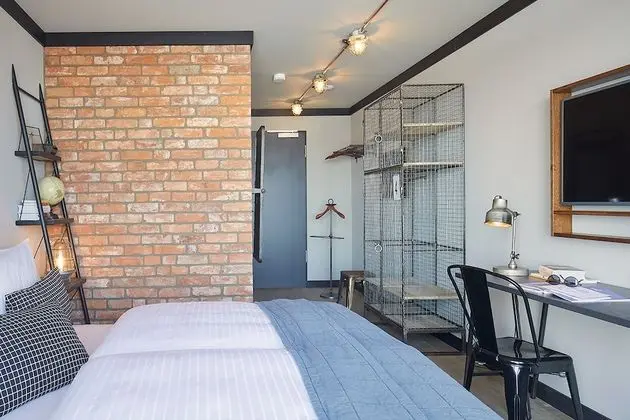 Economy Tek Büyük Yataklı Oda, Liman Manzaralı