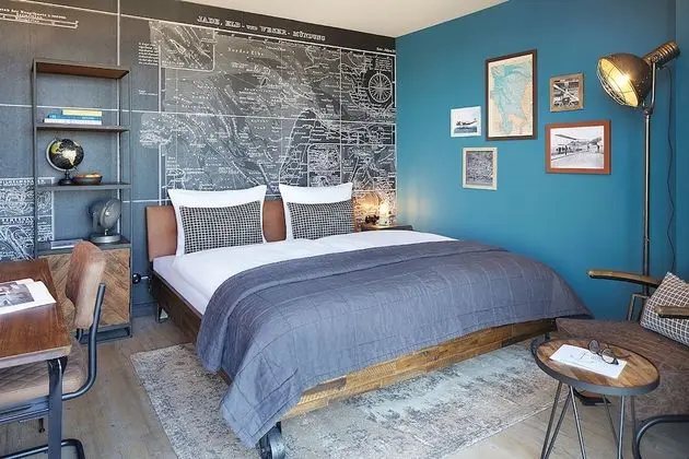 Economy Tek Büyük Yataklı Oda, Liman Manzaralı