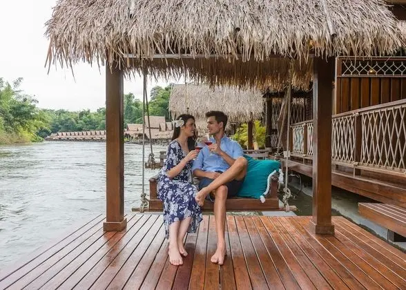 Villa (Floating with Breakfast)