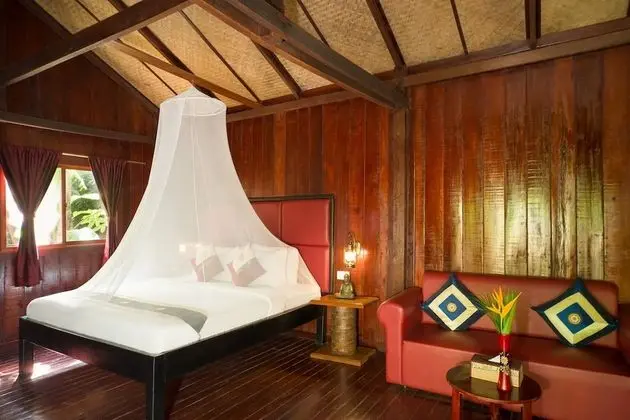 Floating Bungalow House with Terrace